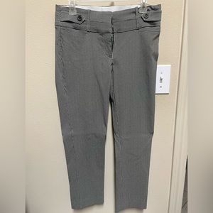 Green/white ankle slacks, elastic band